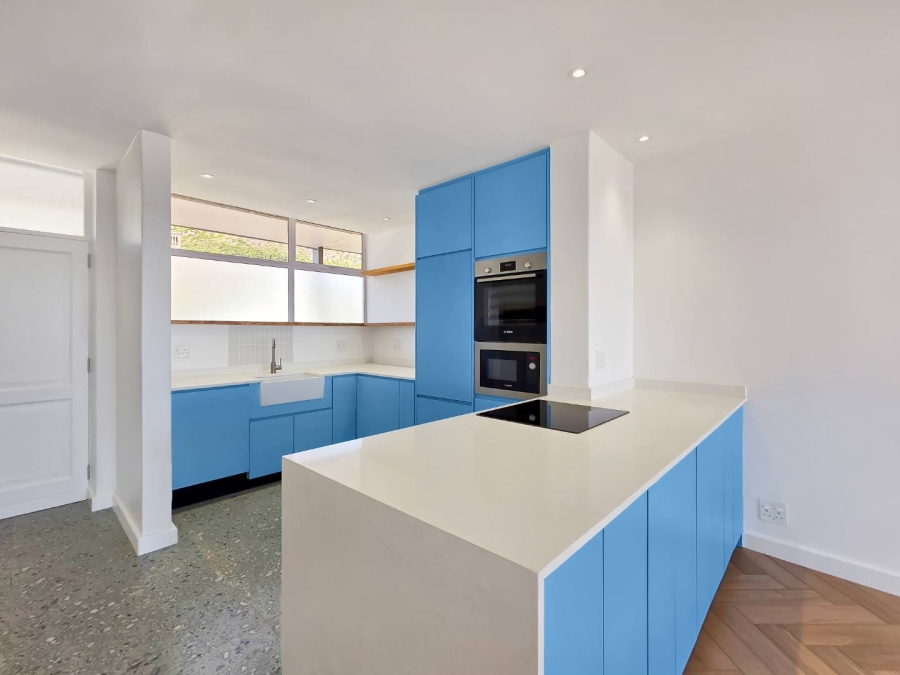 To Let 2 Bedroom Property for Rent in Green Point Western Cape